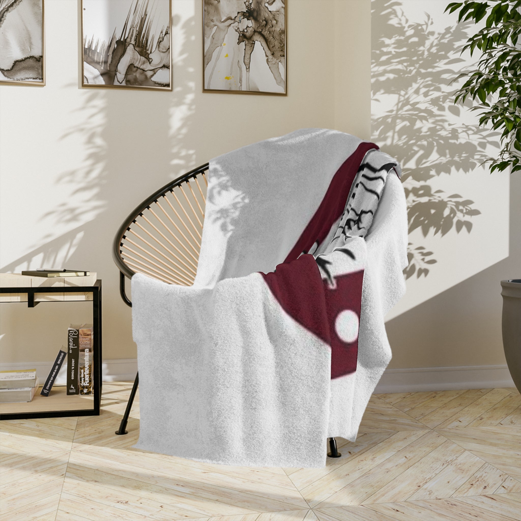 Horse & Horseshoe Velveteen Blanket – Monogram 'K' Equestrian Throw