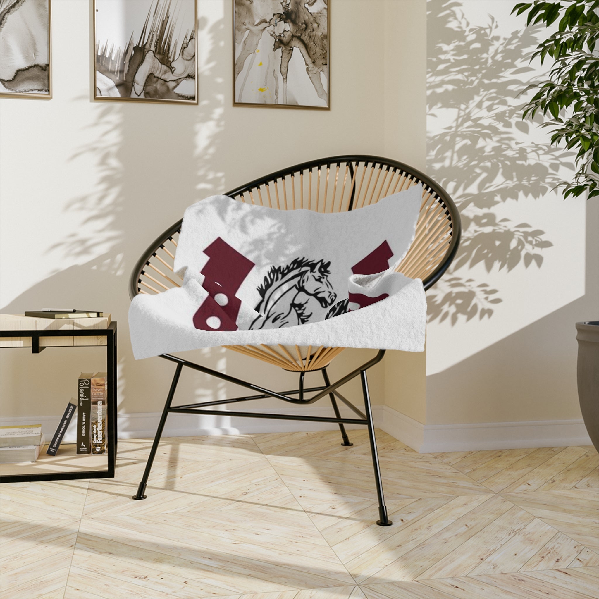 Horse & Horseshoe Velveteen Blanket – Monogram 'K' Equestrian Throw