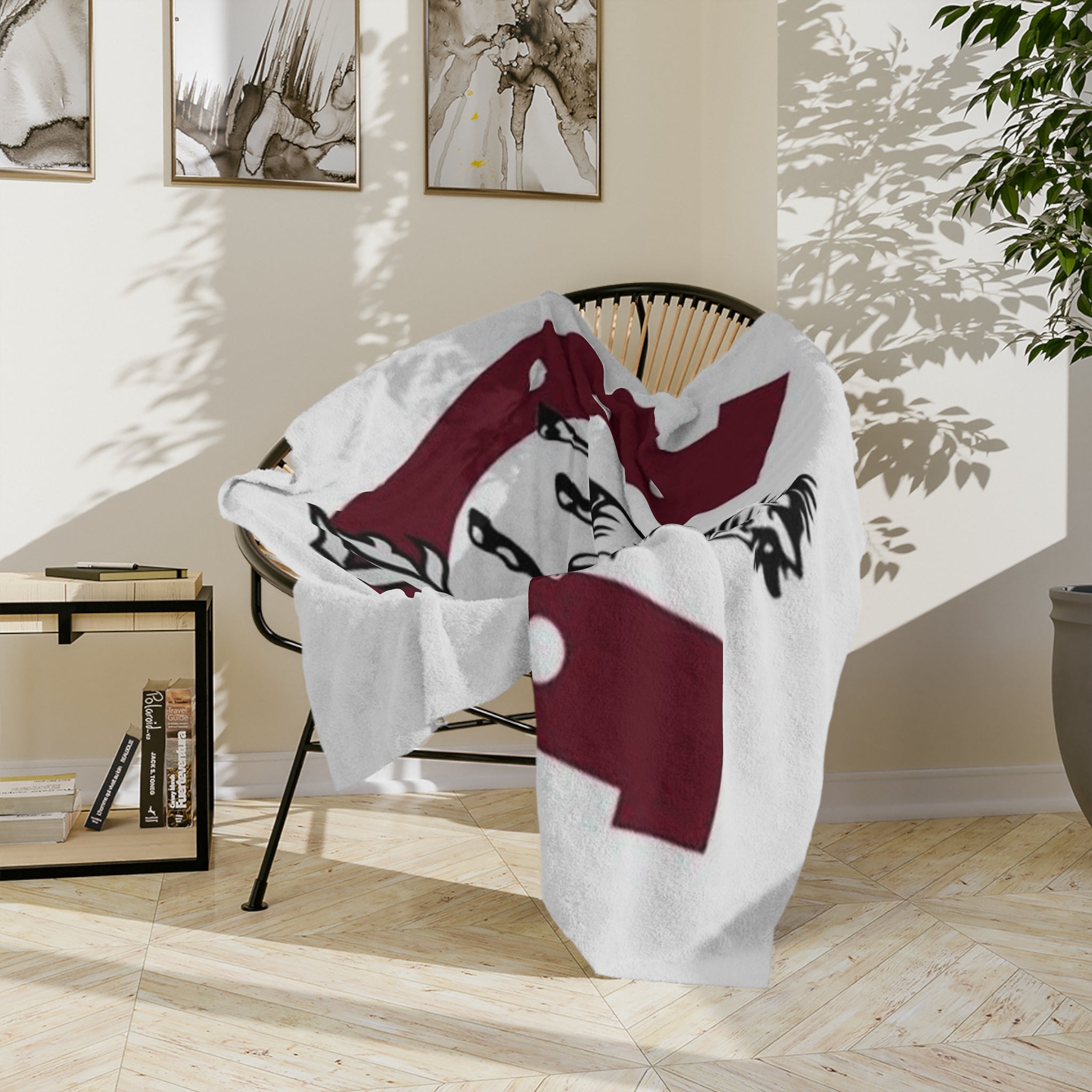Horse & Horseshoe Velveteen Blanket – Monogram 'K' Equestrian Throw